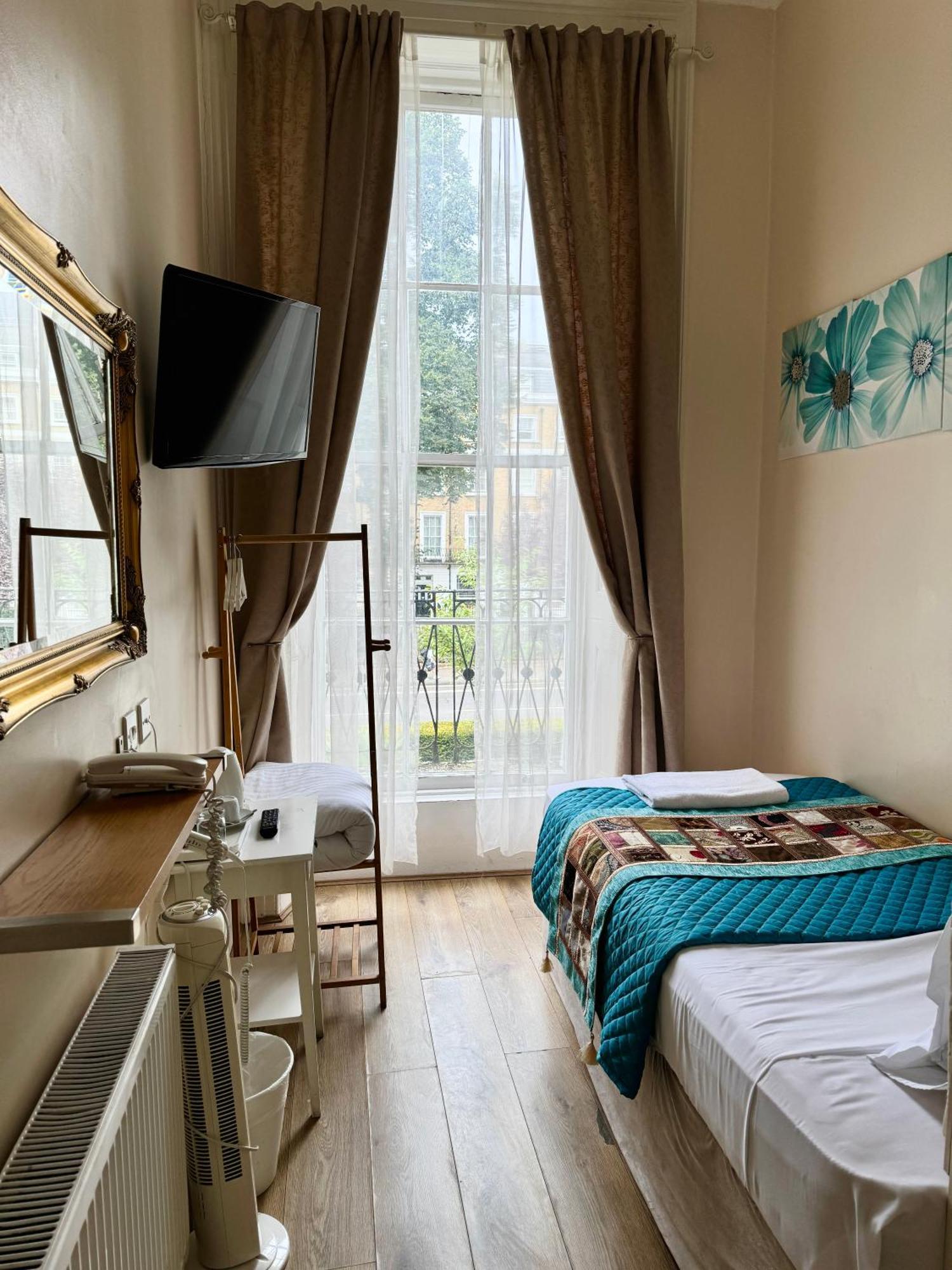 Abc Hyde Park Hotel London Exterior photo